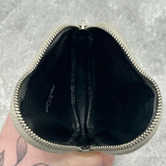 Saint Laurent YSL Metallic Silver Leather Heart Coin Purse with Key Chain - Picture 9 of 15